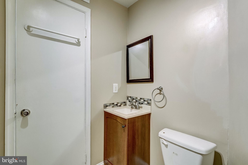 1234 Light Street - Photo 3