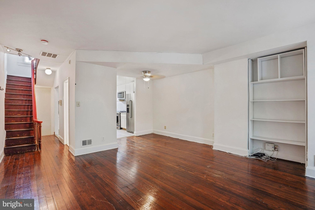 1810 13th Street Nw - Photo 2