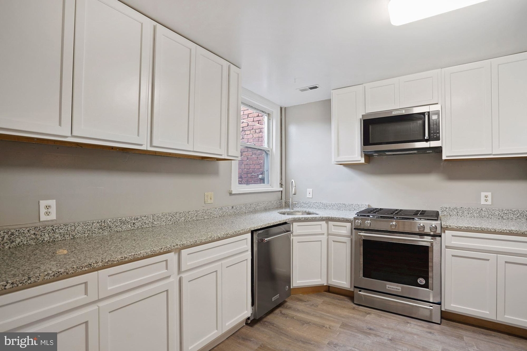 1810 13th Street Nw - Photo 6