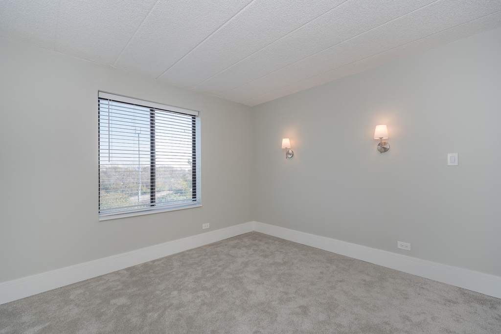 626 East Woodland Park Avenue - Photo 5