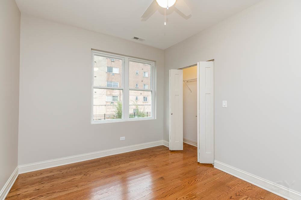 4735 South Michigan Avenue - Photo 16