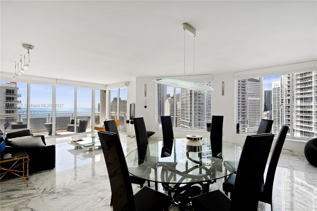 901 Brickell Key Blvd - Photo 6