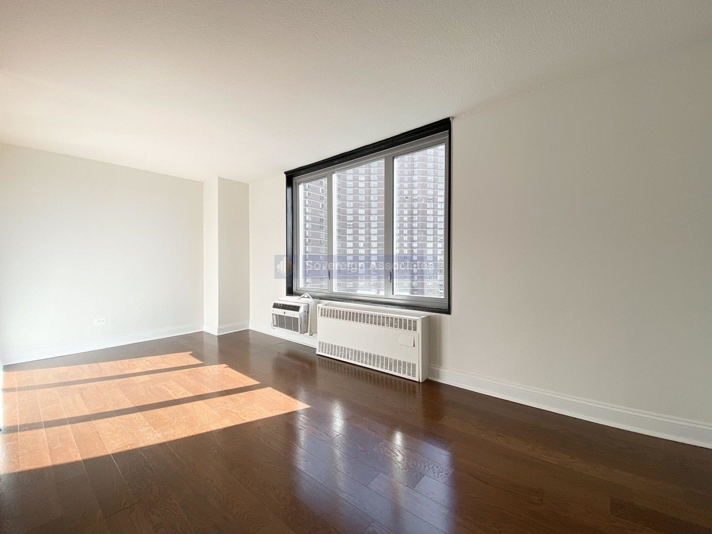 3333 Broadway - Photo 0