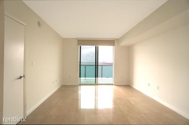 1800 N Bayshore Dr Apt 2203 - Photo 15