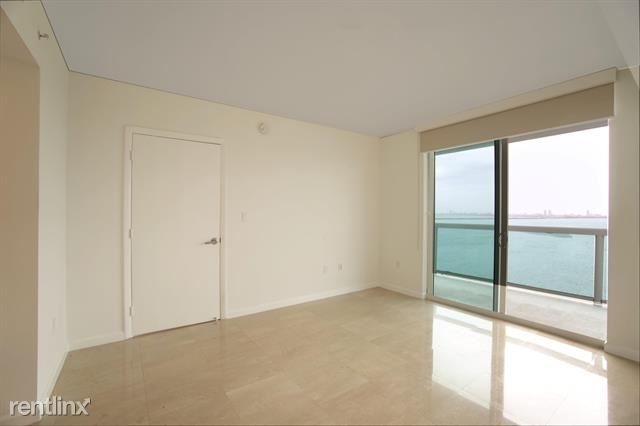 1800 N Bayshore Dr Apt 2203 - Photo 10