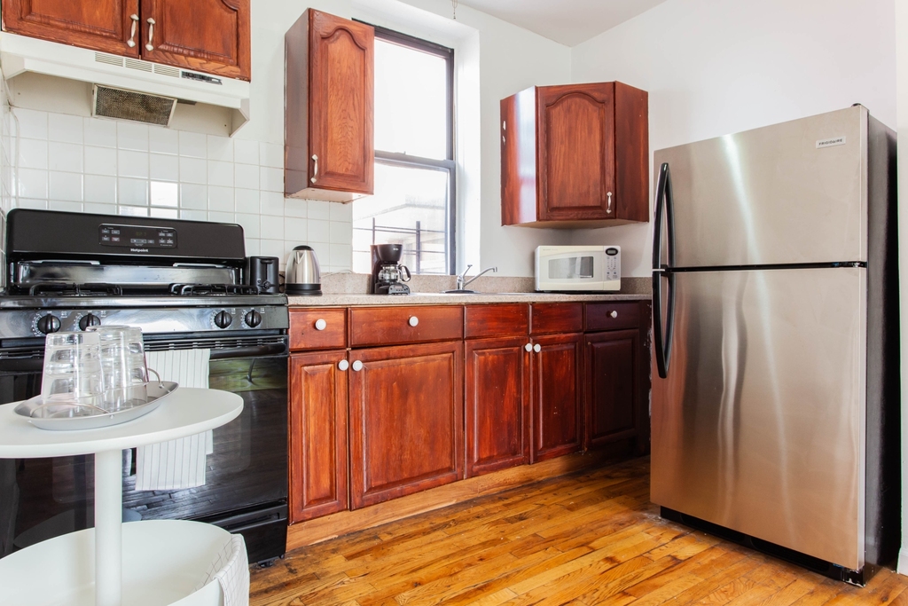 271 West 119th Street - Photo 6