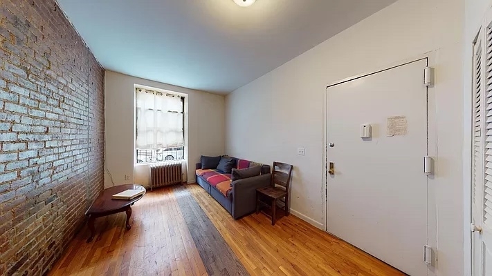 7 West 103rd Street - Photo 1