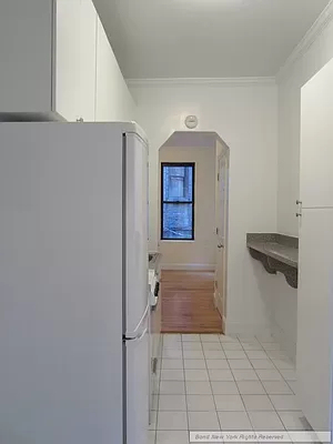 713 second ave - Photo 2