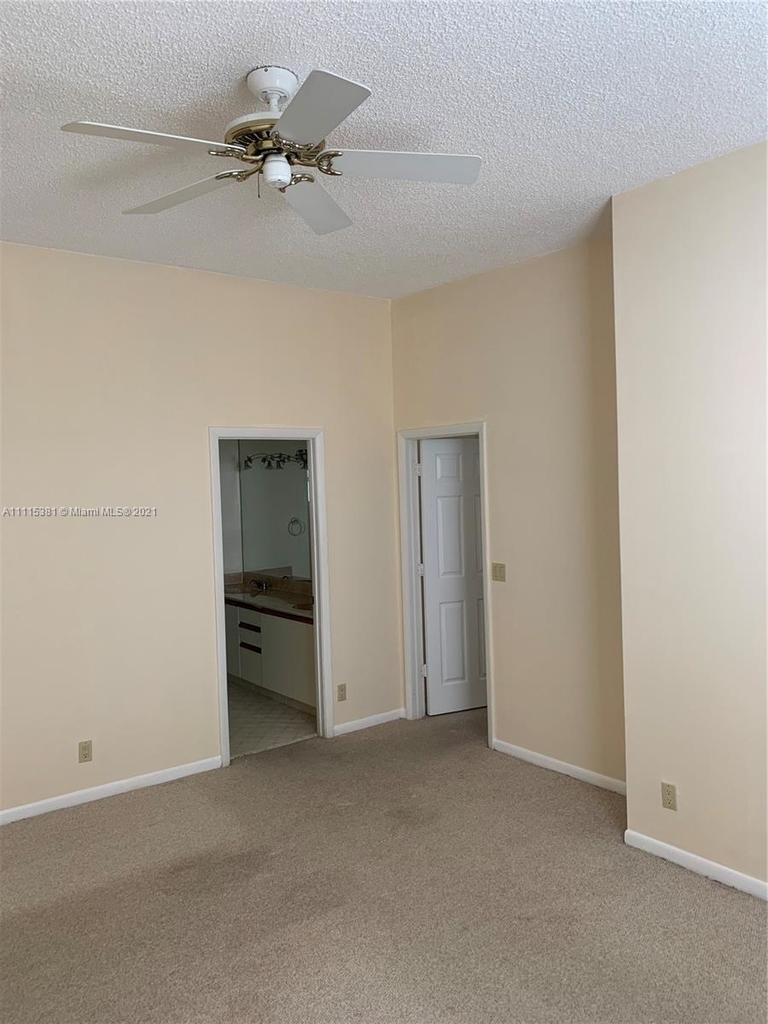 1751 Nw 107 Te - Photo 8