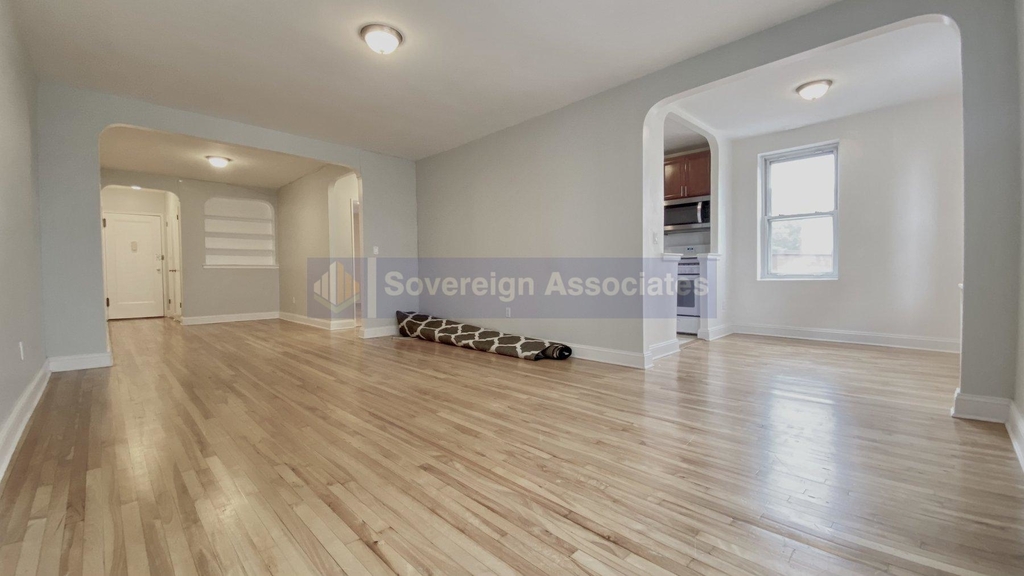 500 Kappock Street - Photo 0