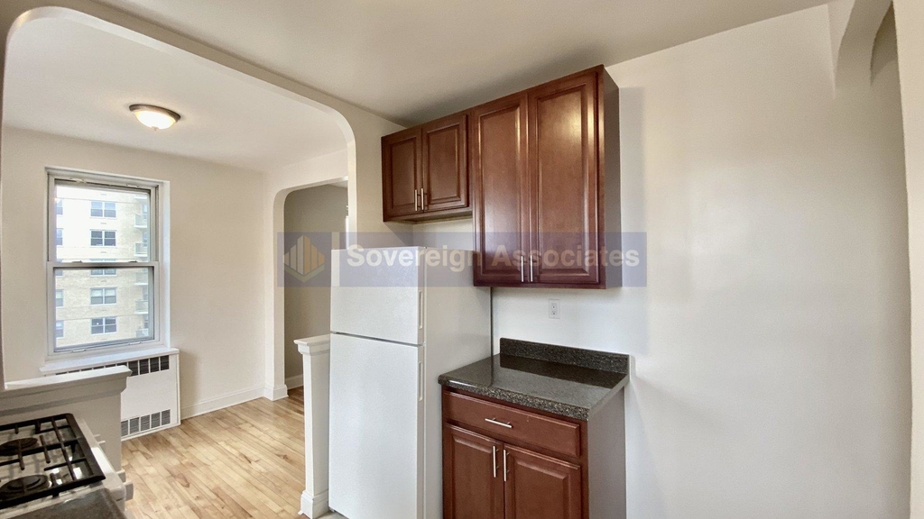 500 Kappock Street - Photo 8