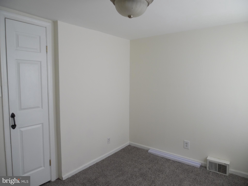 810 Powell Street - Photo 9