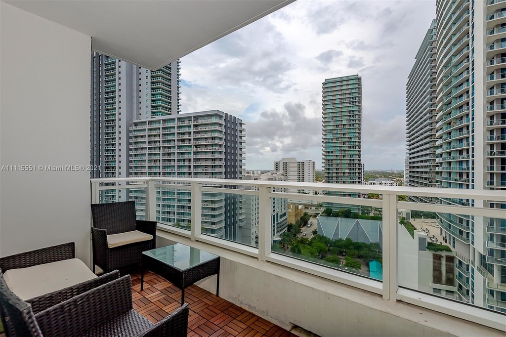 1080 Brickell Ave - Photo 22