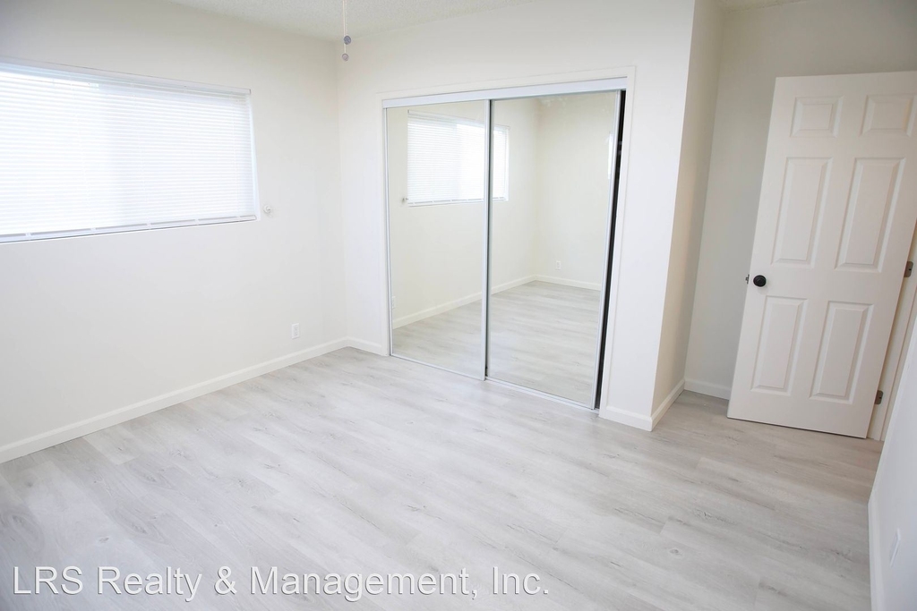 7515 Canby Ave. - Photo 9
