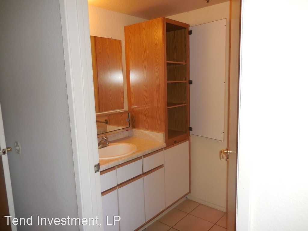 5332 Russell Avenue - Photo 15