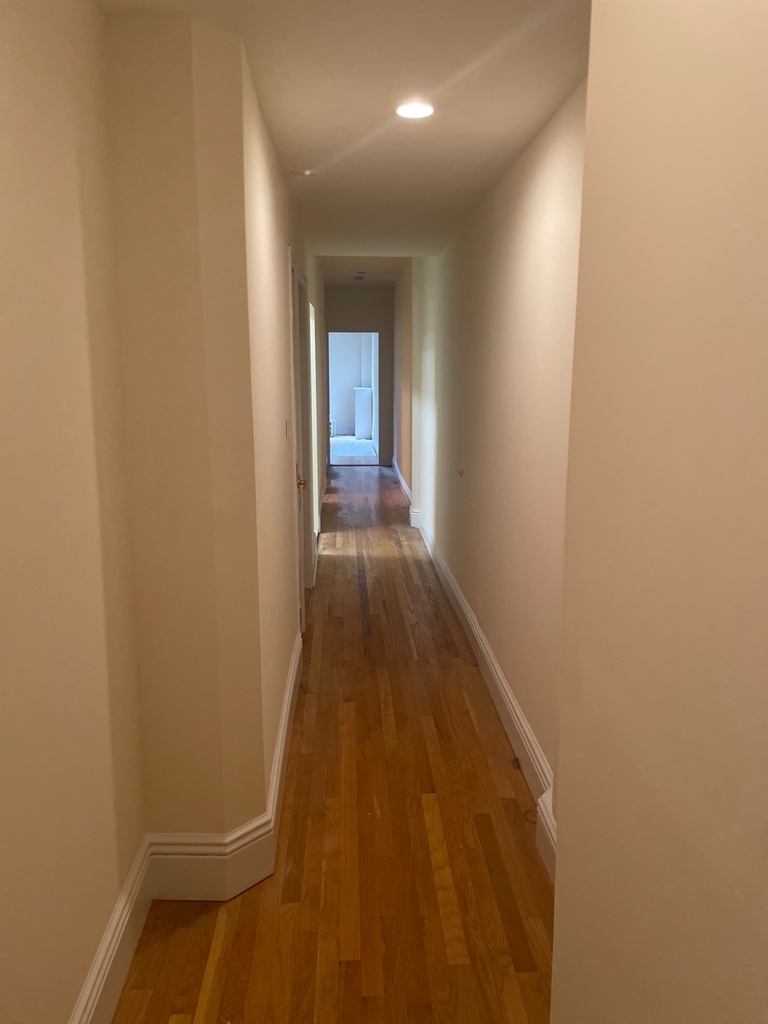 W 92nd Riverside Drive - Photo 2