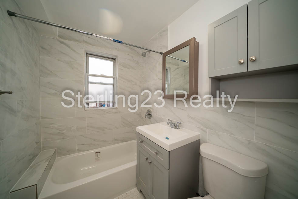 20-40 32nd Street - Photo 3