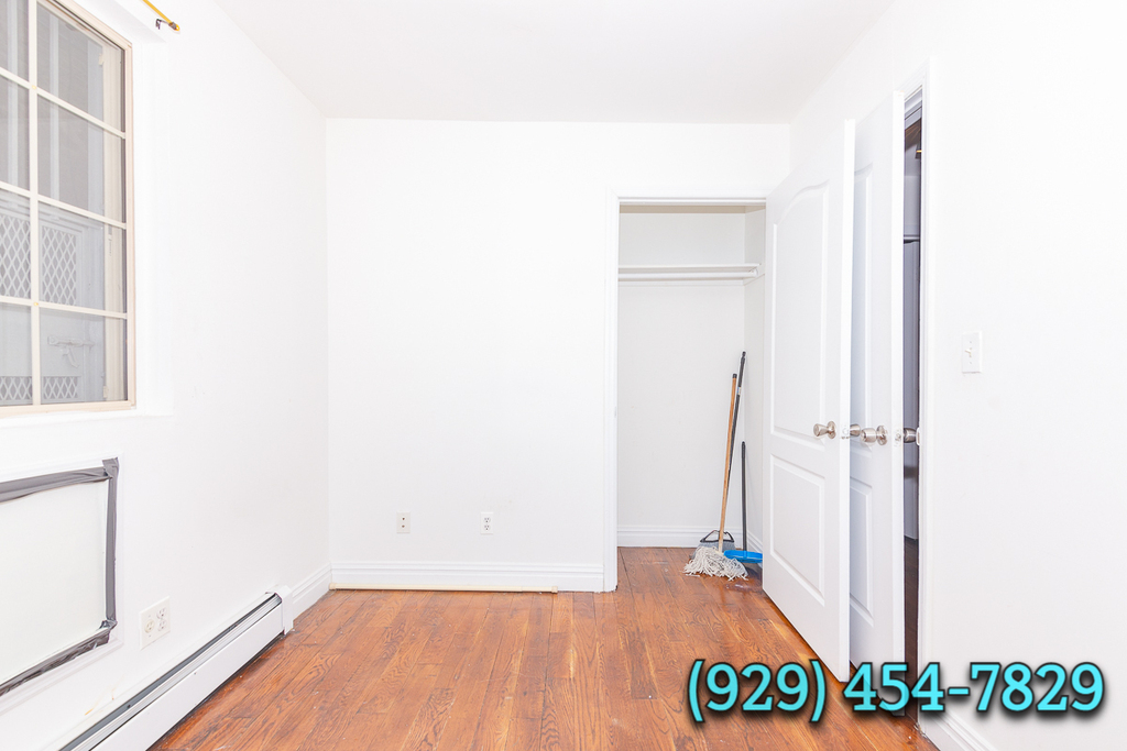 328b Irving Avenue - Photo 8