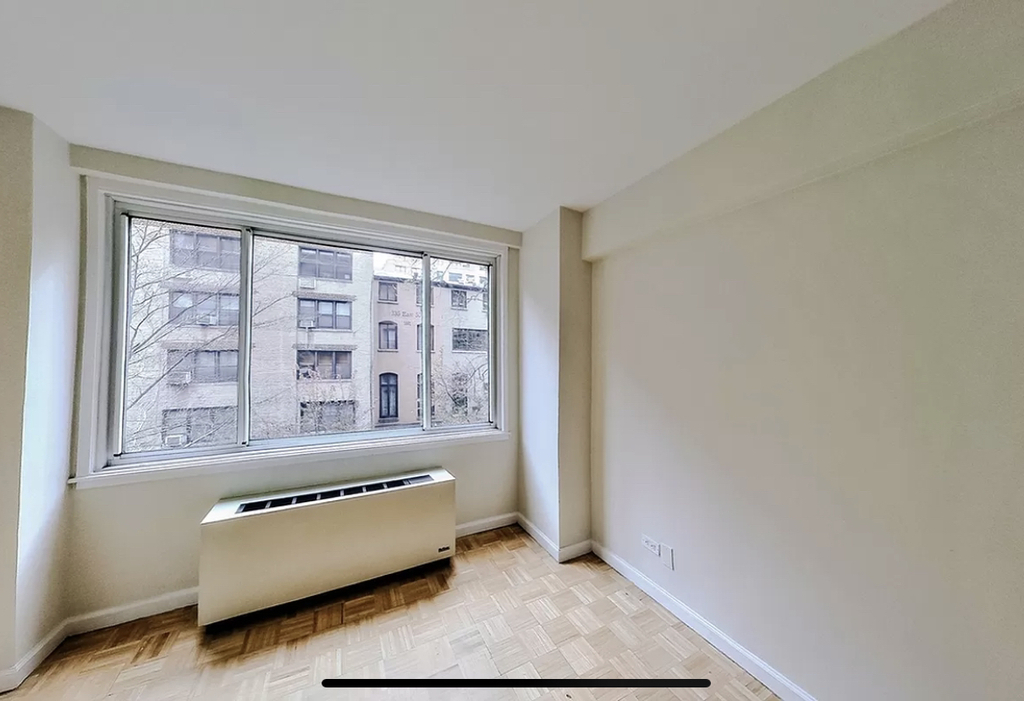 340 East 51st Street - Photo 5