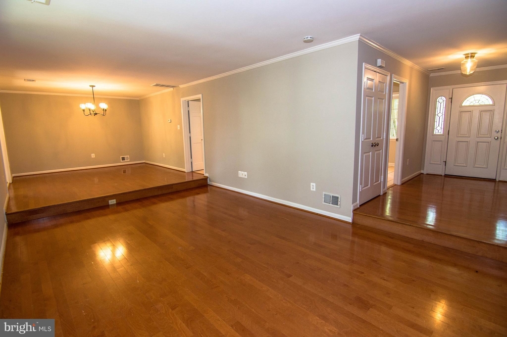 1504 Snughill Court - Photo 3