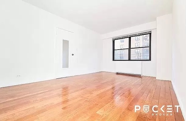 345 East 80th Street - Photo 8