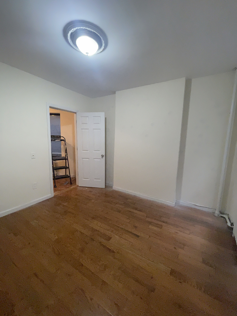 Macdougal west village apt  - Photo 2