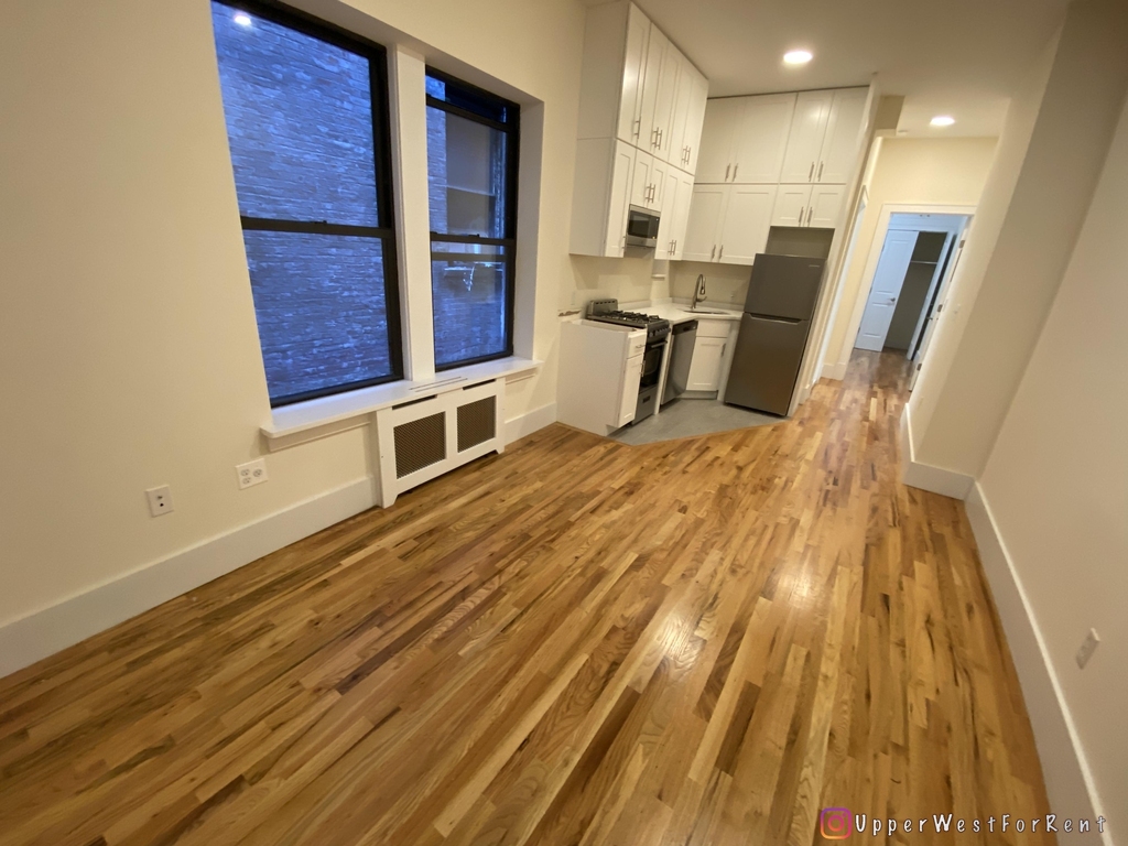 294 West 92nd Street - Photo 1