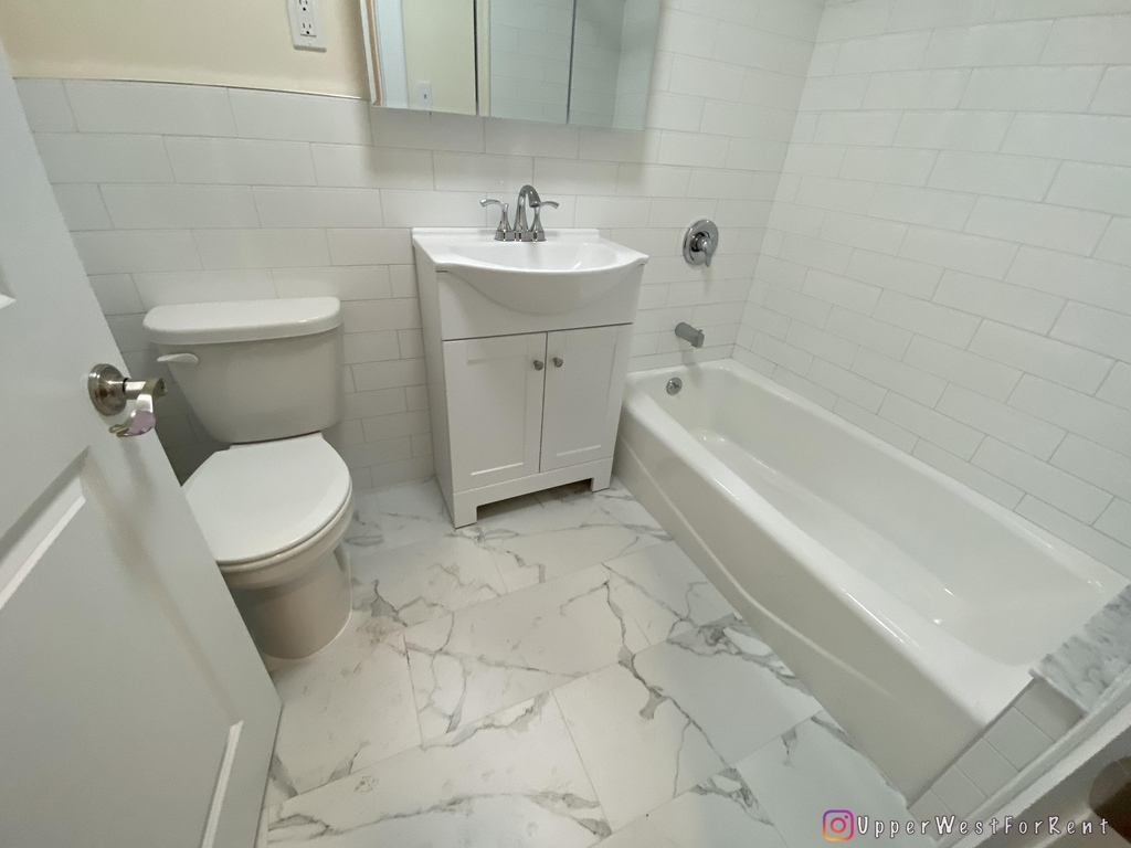 294 West 92nd Street - Photo 5