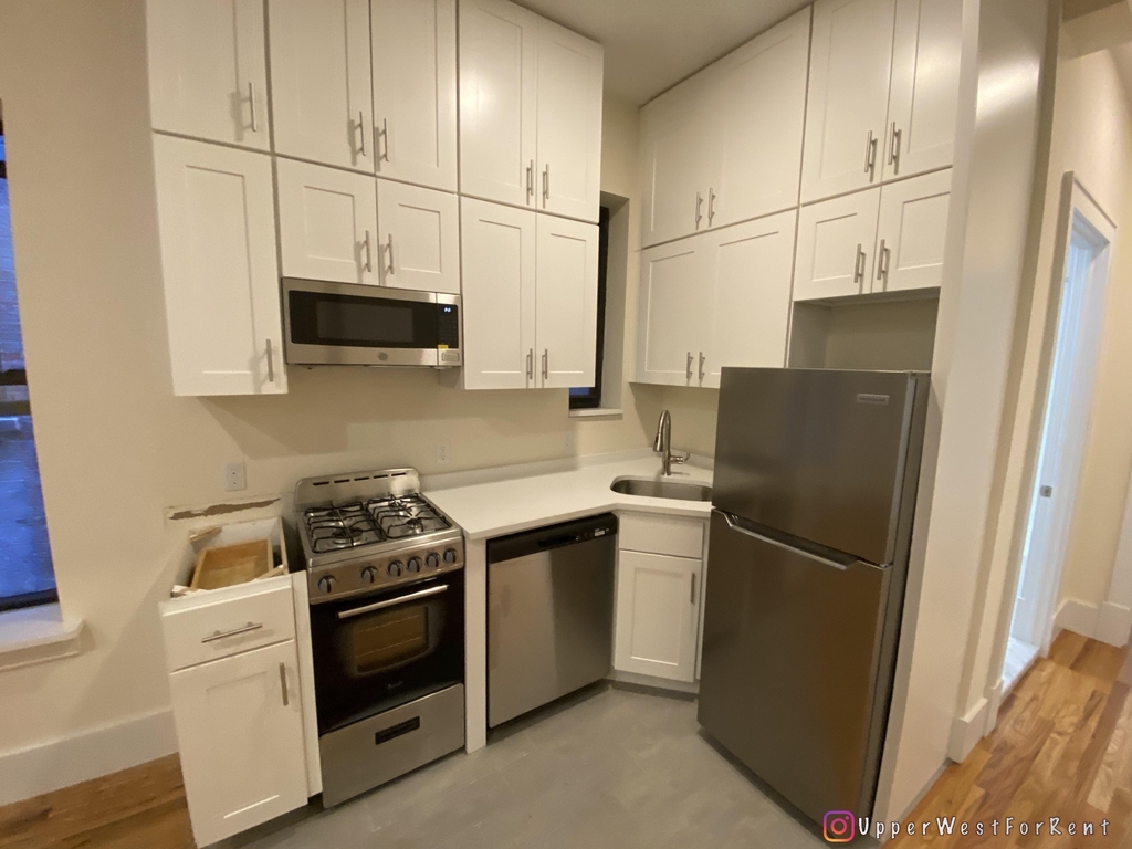 294 West 92nd Street - Photo 4