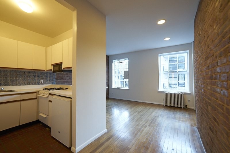 East 81st St. - Photo 1