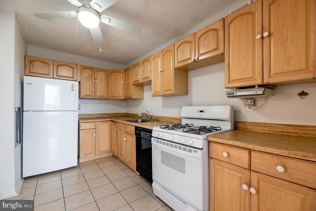 11801 Rockville Pike - Photo 8