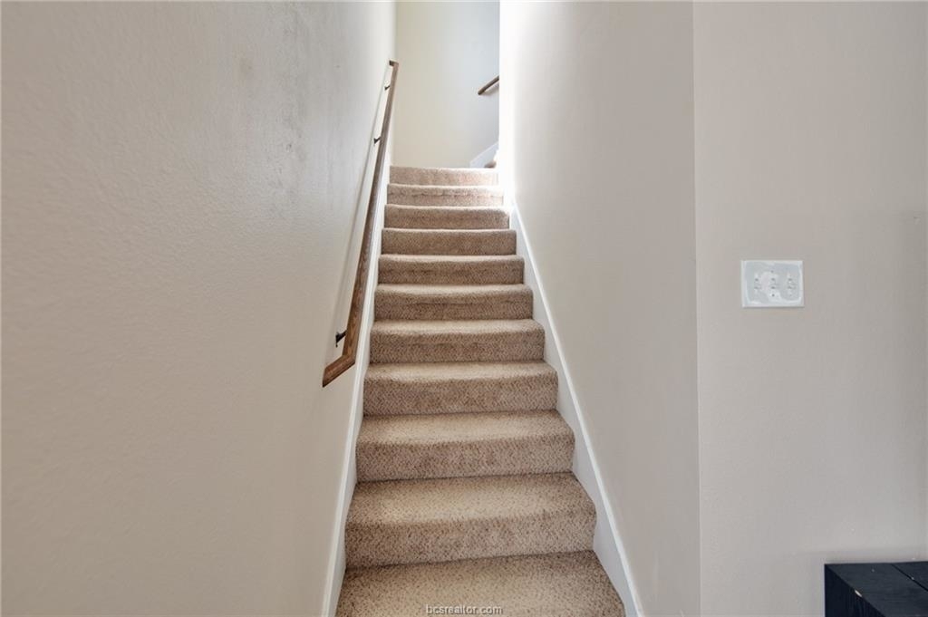 1122 Detroit Street - Photo 12