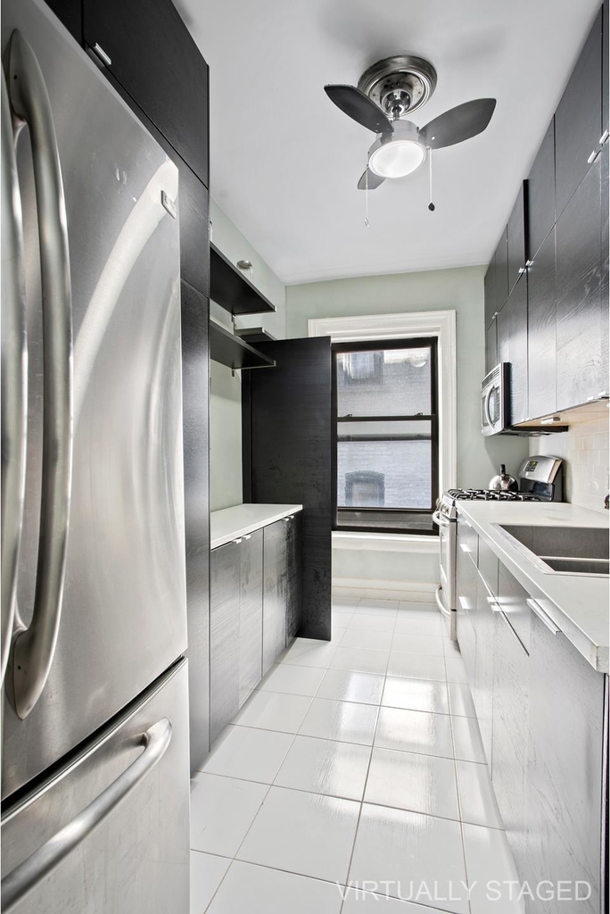 137 W 142nd St - Photo 2