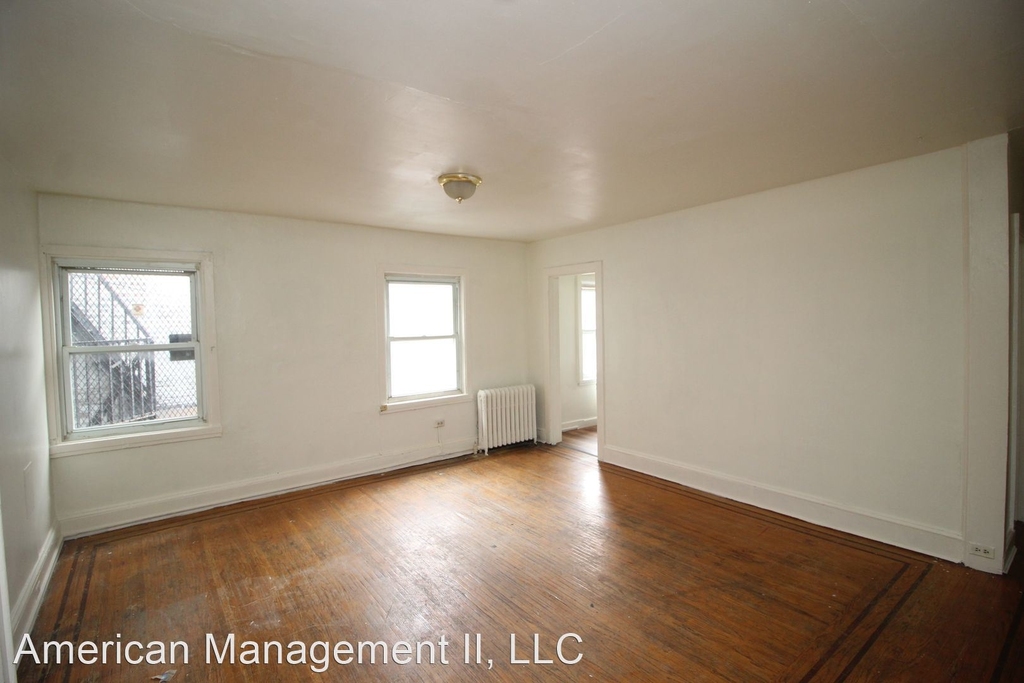 932 N. Charles St - Photo 2