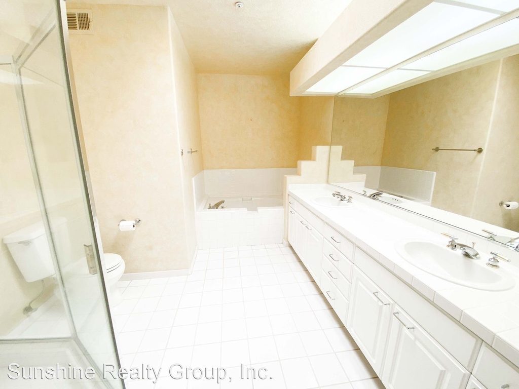 10641 Missouri Ave #402 - Photo 22