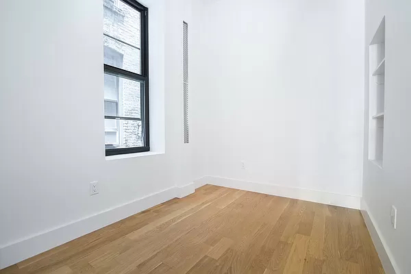 254 Broome Street - Photo 2