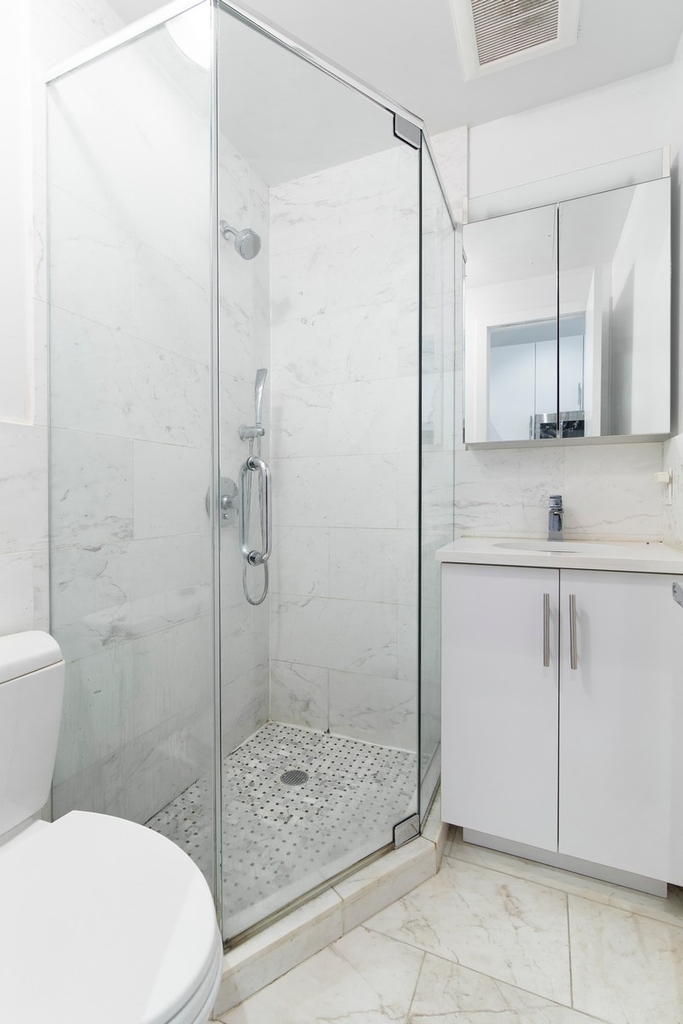 177 Ludlow Street - Photo 8