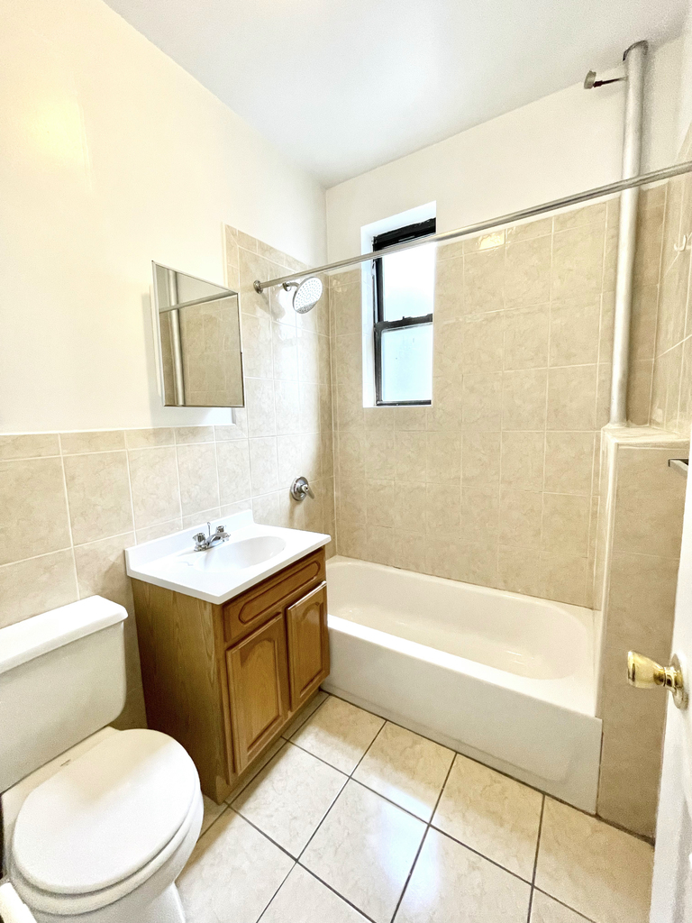 656 West 171st Street - Photo 5