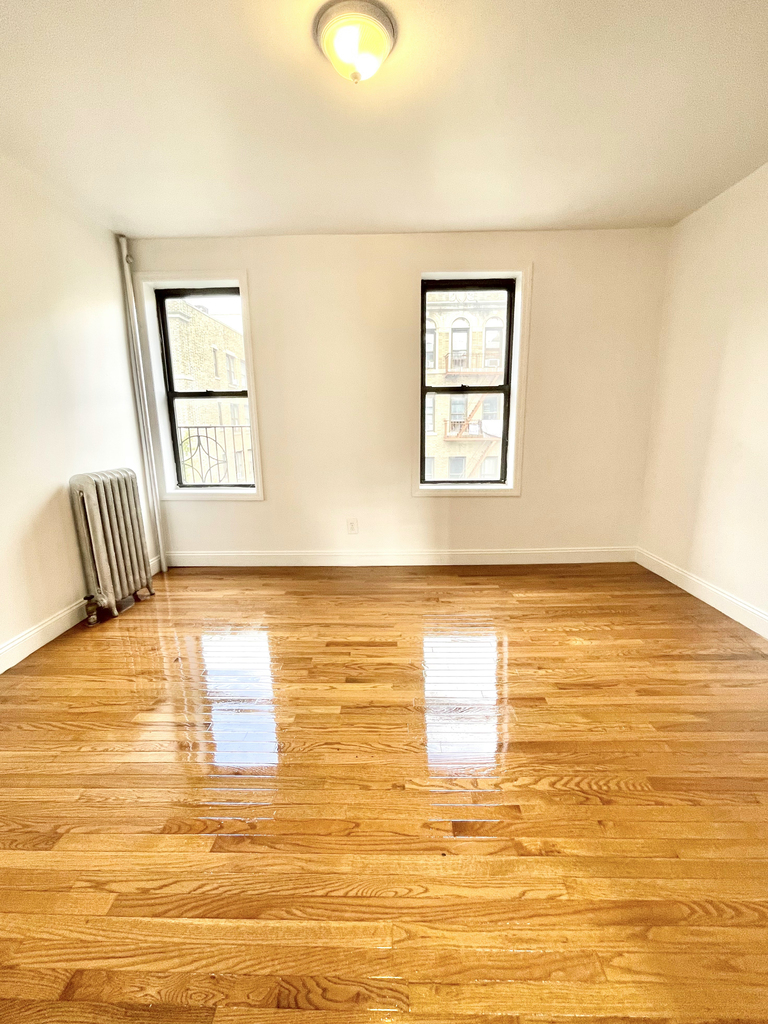 656 West 171st Street - Photo 3