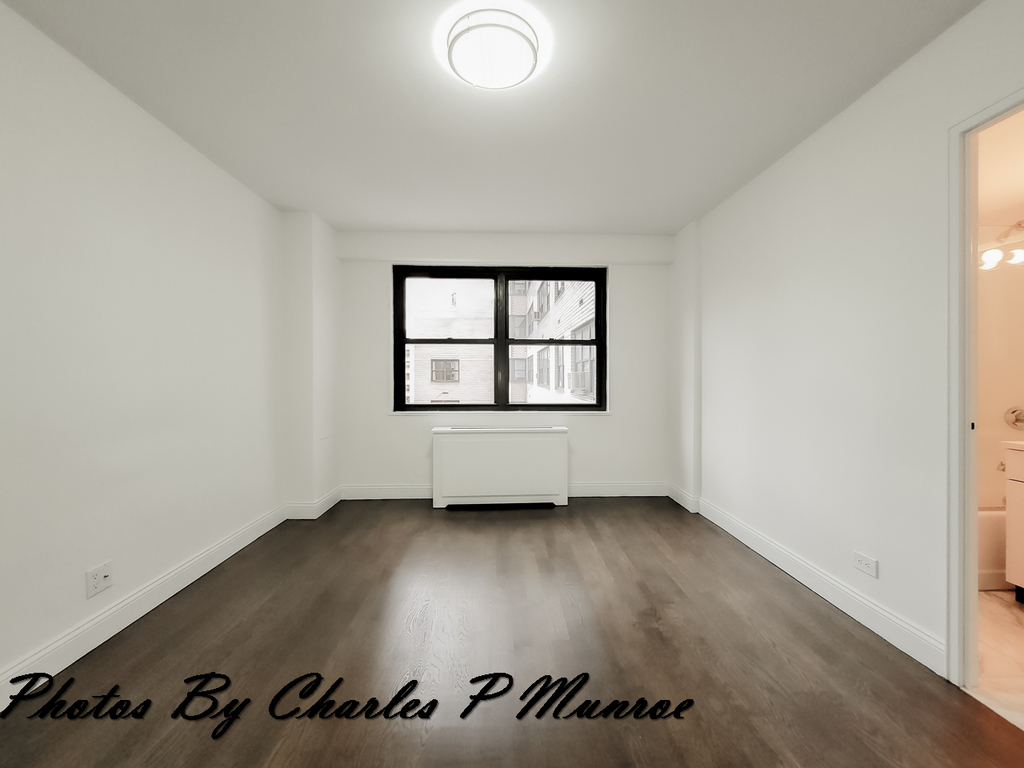 145 East 16th Street - Photo 9