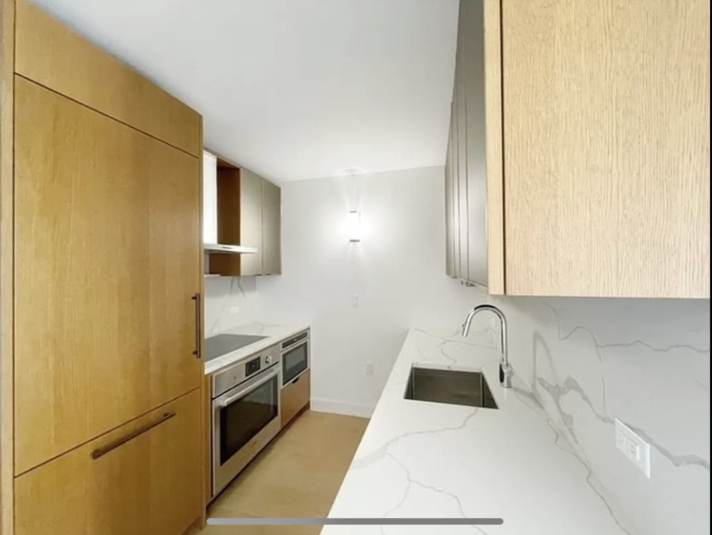 420 East 54th Street - Photo 1