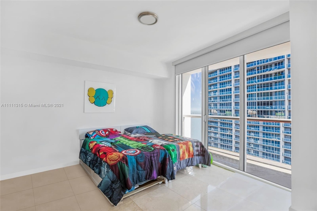 475 Brickell Ave - Photo 11