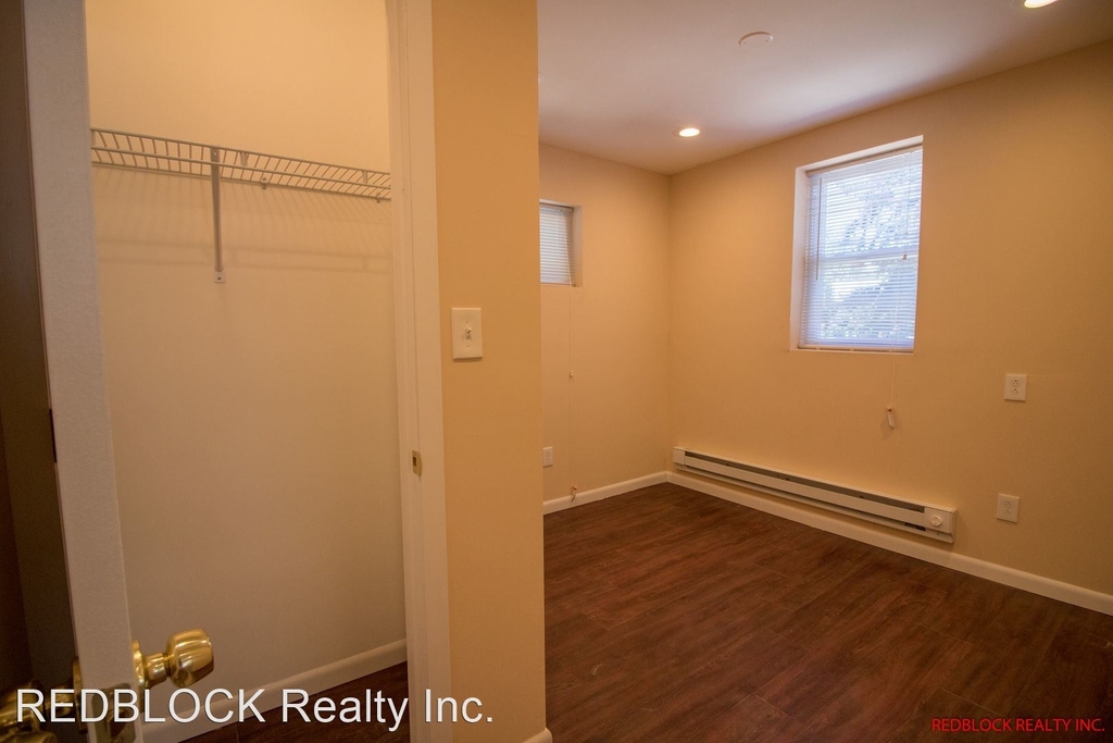 5743 Ogontz Ave - Photo 2