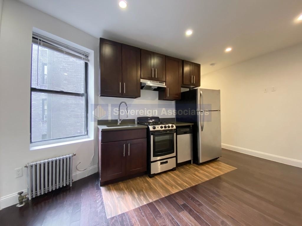 121 La Salle Street - Photo 2