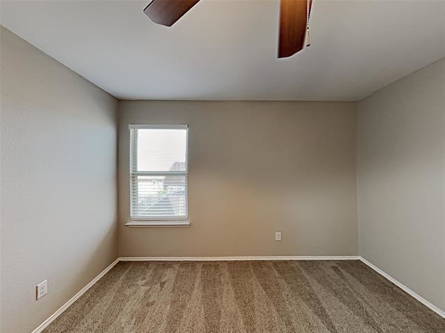 2905 Englenook Drive - Photo 4