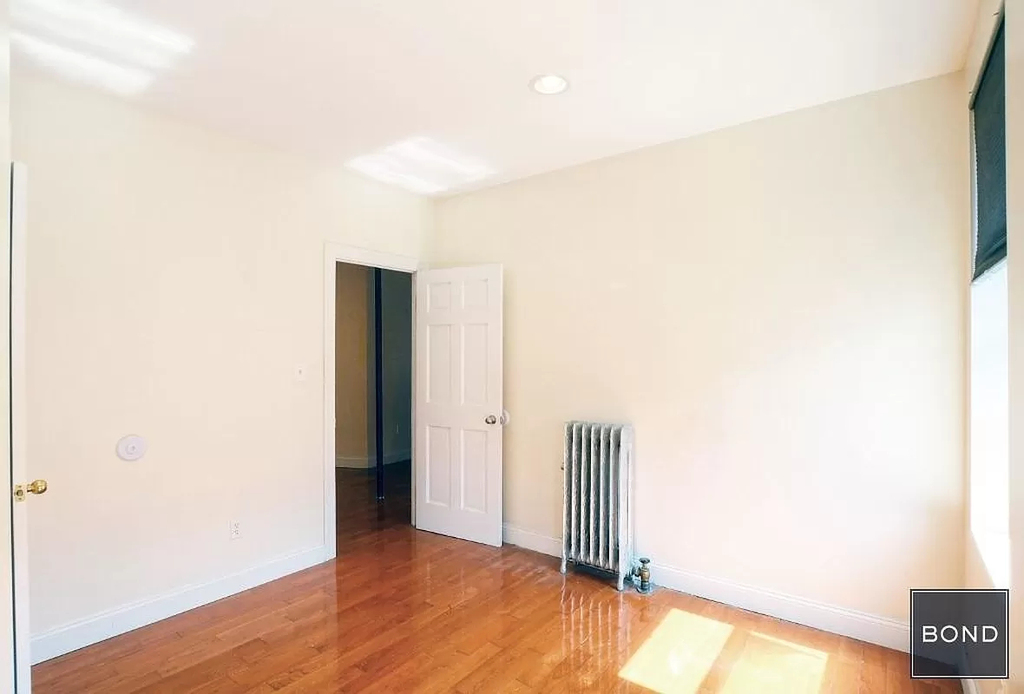 537 West 158th Street - Photo 4