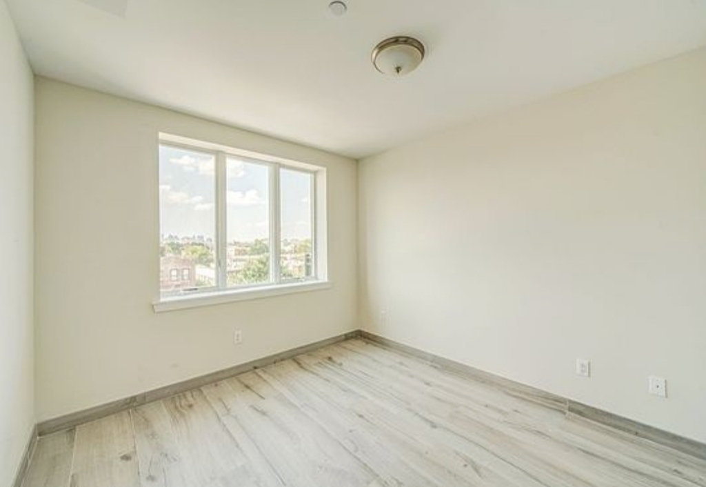 30-68 38th Street - Photo 5