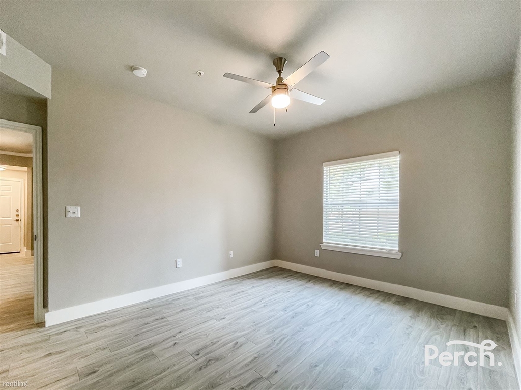 1720 Wells Branch Pkwy - Photo 10