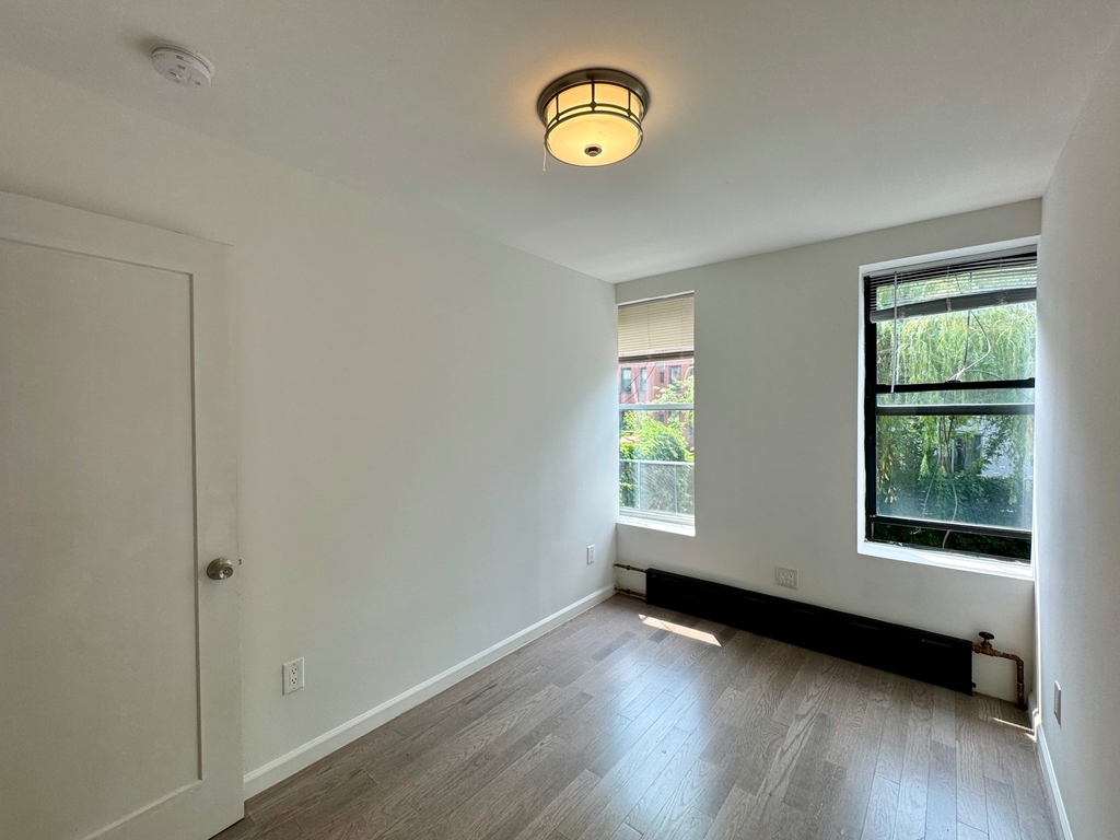 318 East 104th Street - Photo 7