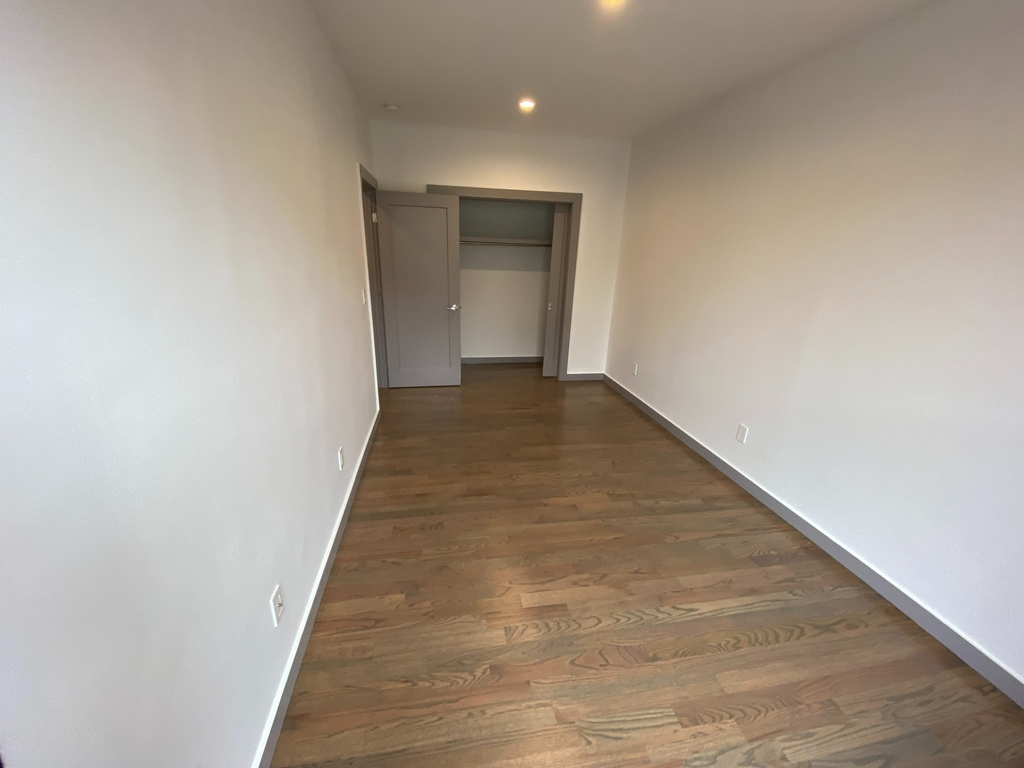 600 West 142nd Street - Photo 16